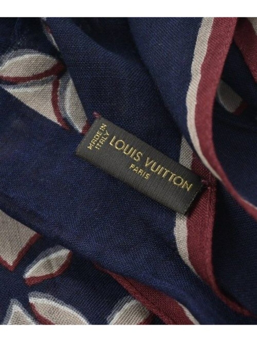 Louis Vuitton Shawl Scarf - Picture 4 of 4